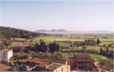  Vista del poble amb el Montgrí al fons   